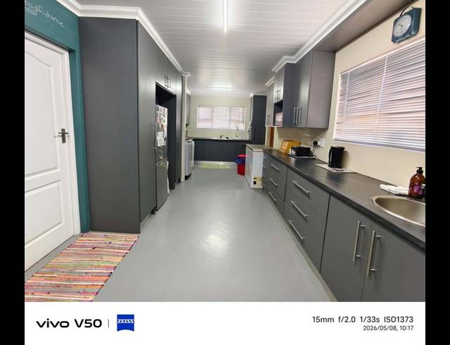 4 BEDROOM HOUSE FOR SALE IN HARTENBOS HEUWELS